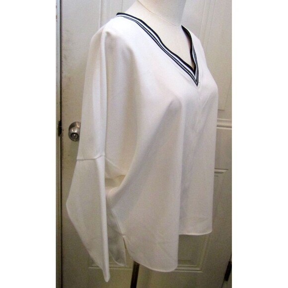 Peace of Cloth by Jaime Top The Jones White V Neck Oversized Pullover Size S - Picture 4 of 6